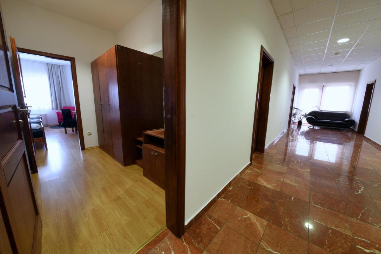 Apartments & Rooms Križevci Eksteriør billede